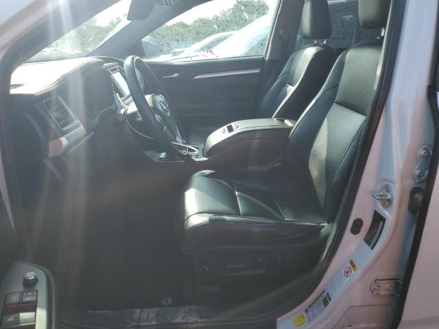 2018 TOYOTA HIGHLANDER SE 5TDJZRFH5JS549428