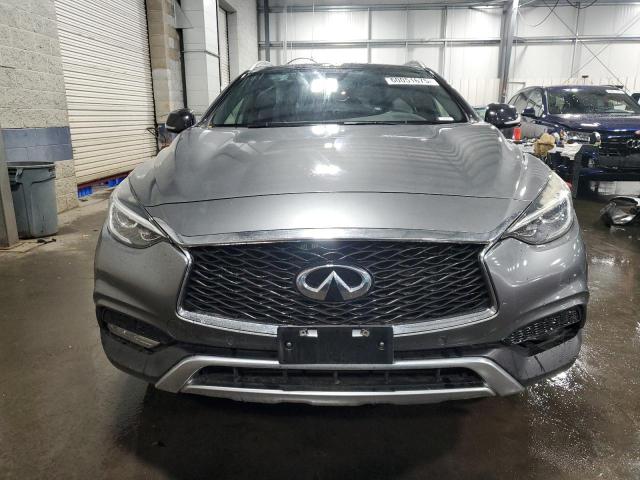 2017 INFINITI QX30 BASE SJKCH5CR3HA036748