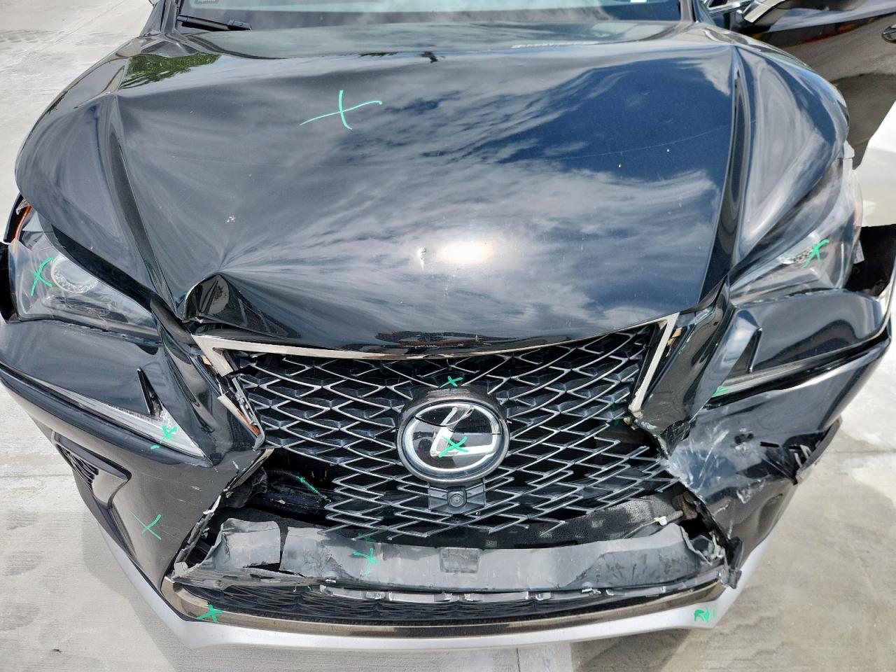 LEXUS NX 300 BASE