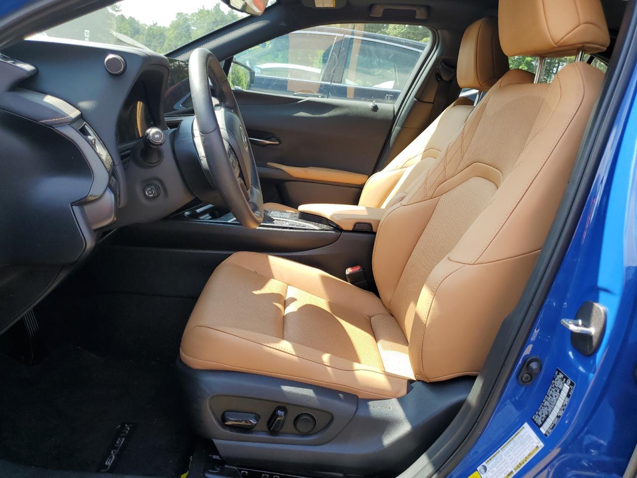 LEXUS UX 250H PREMIUM