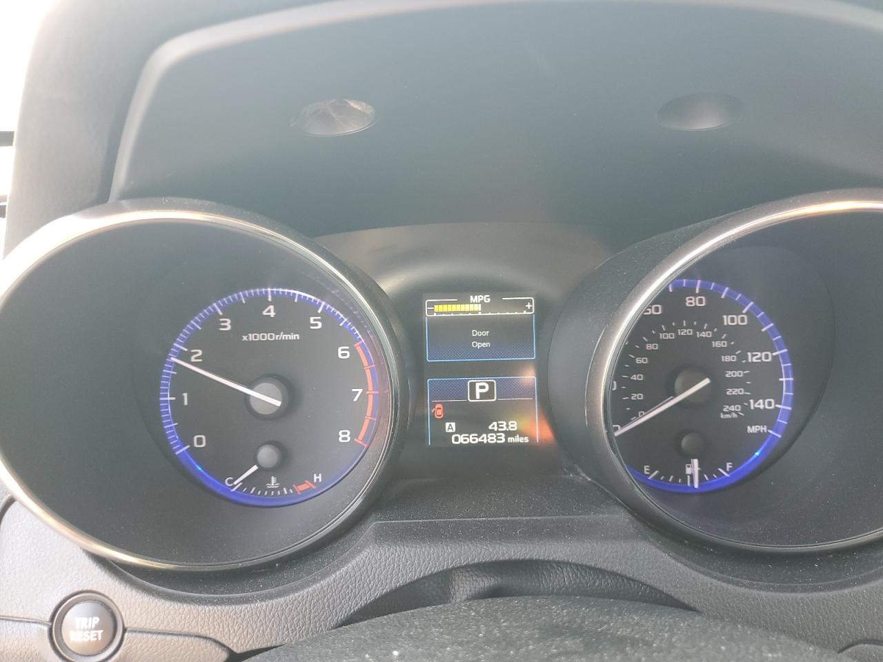 SUBARU LEGACY 2.5I PREMIUM