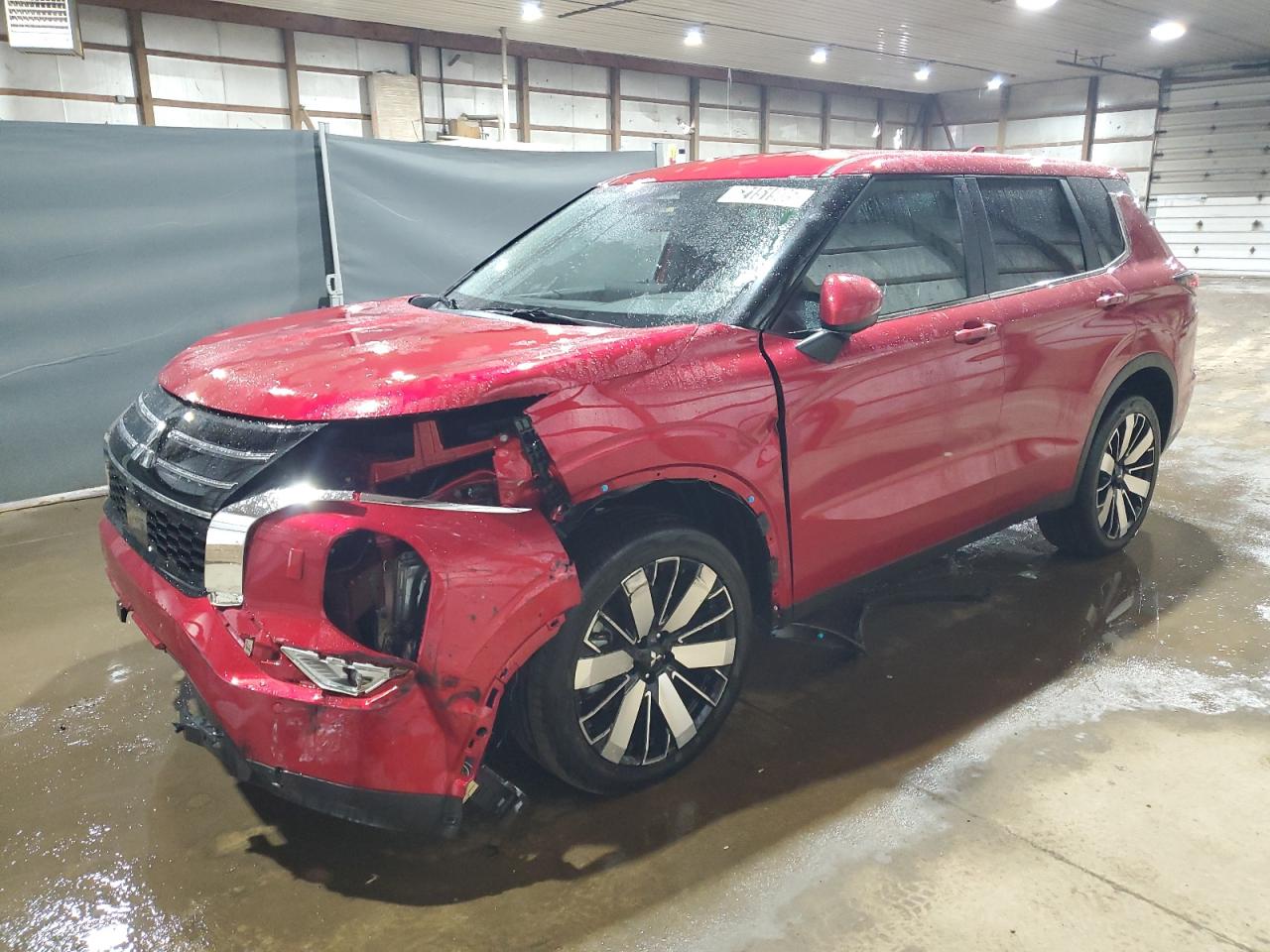 MITSUBISHI OUTLANDER SE
