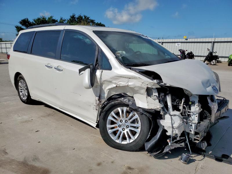 2017 TOYOTA SIENNA XLE 5TDYZ3DCXHS871530