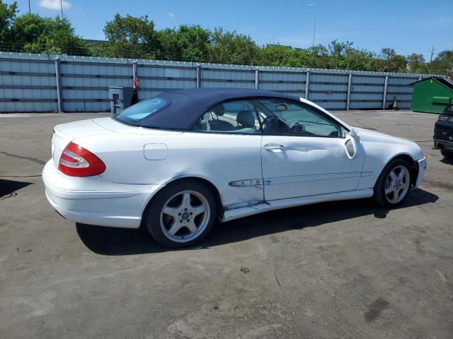 MERCEDES-BENZ CLK 500 2004 white  gas WDBTK75G24T021599 photo #4