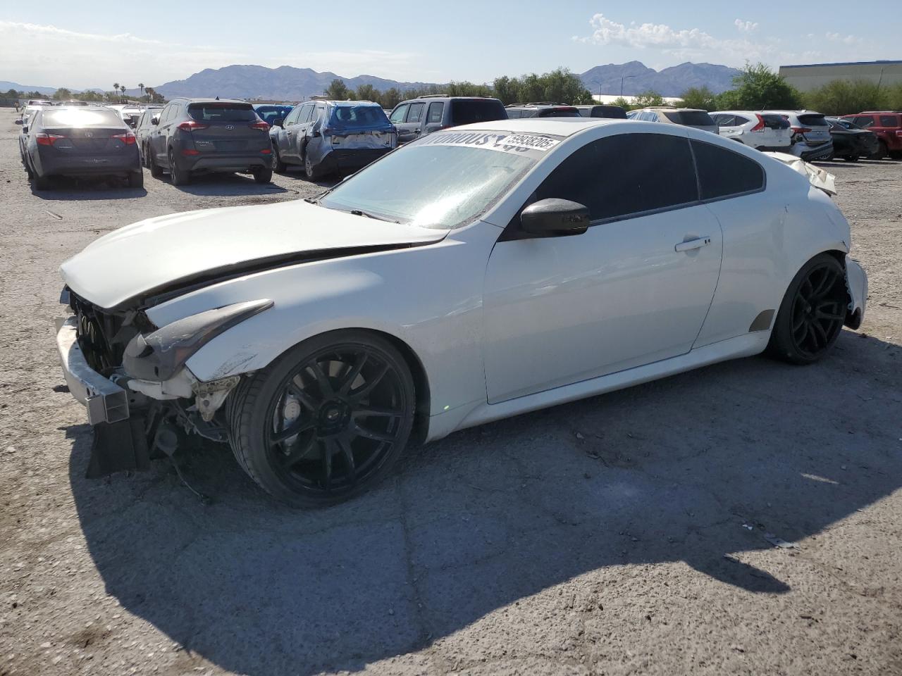INFINITI Q60 JOURNEY