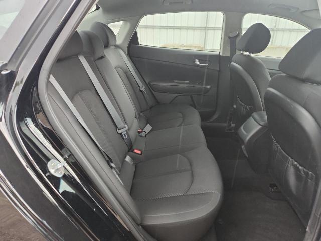 2016 KIA OPTIMA LX 5XXGT4L38GG043237