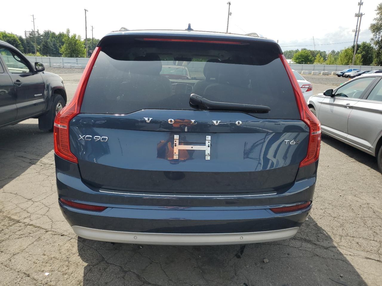 VOLVO XC90 T6 MOMENTUM