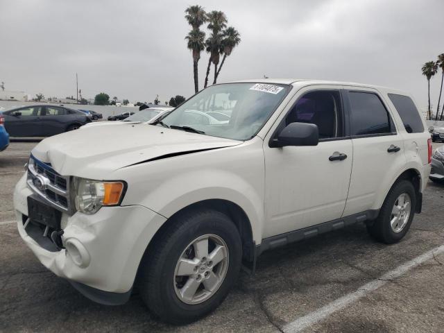 FORD ESCAPE XLS 2011 white  gas 1FMCU0C70BKA43802 photo #1