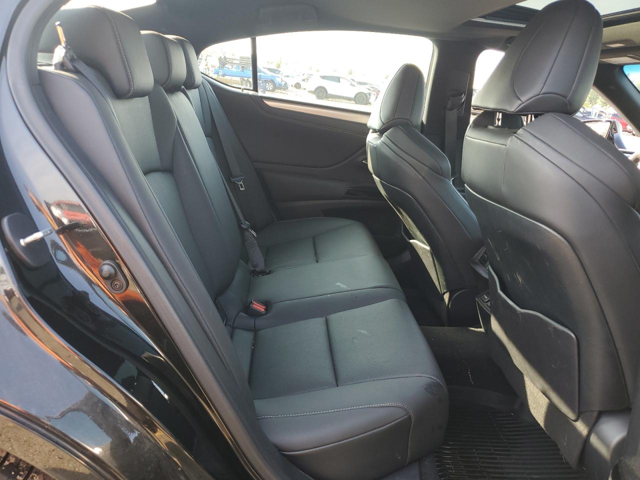 LEXUS ES 350 F SPORT HANDLING