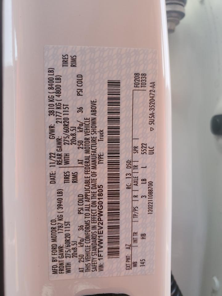 FORD F-150 LIGHTNING PRO