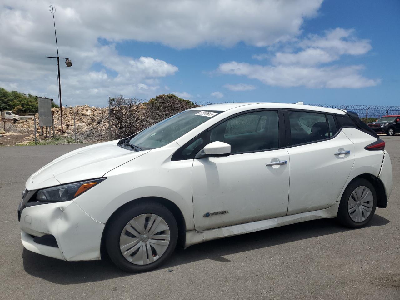 NISSAN LEAF S