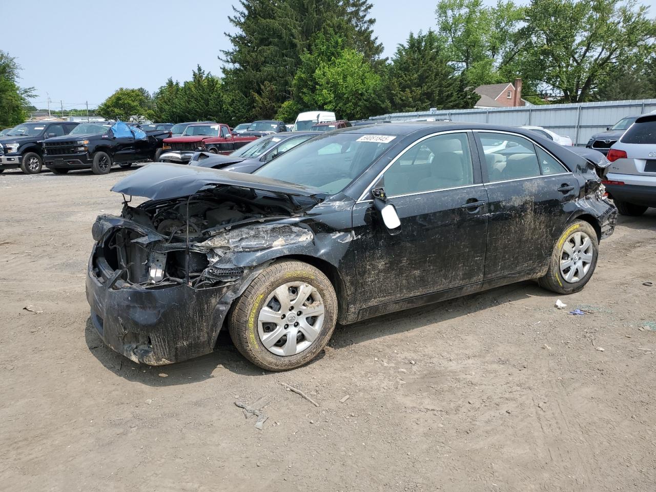 TOYOTA CAMRY BASE