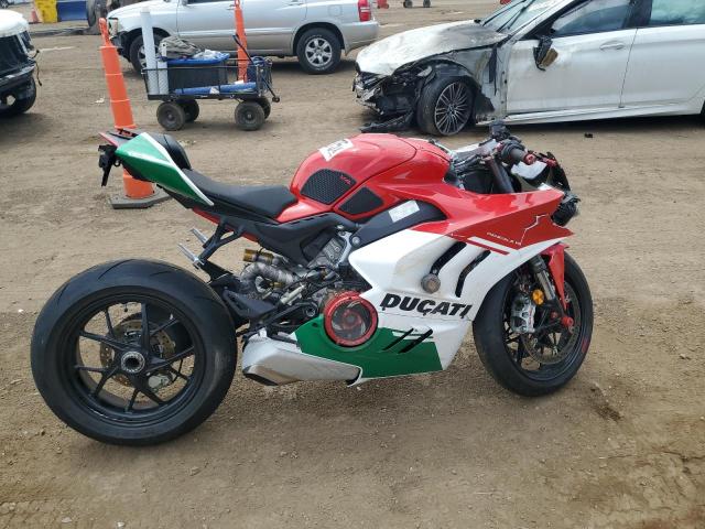DUCATI PANIGALE V 2023 red  gas ZDMDAGWW4PB006311 photo #1