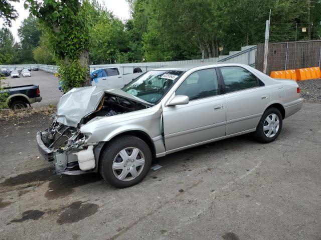 TOYOTA CAMRY CE
