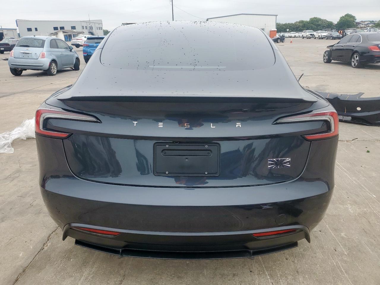 Tesla Model 3 2025