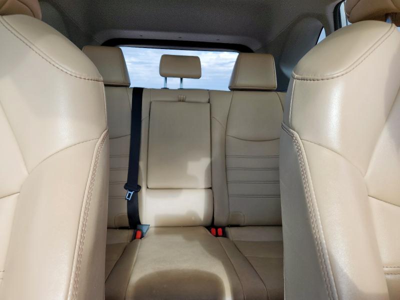 2019 TOYOTA RAV4 XLE P 2T3C1RFV7KW027275