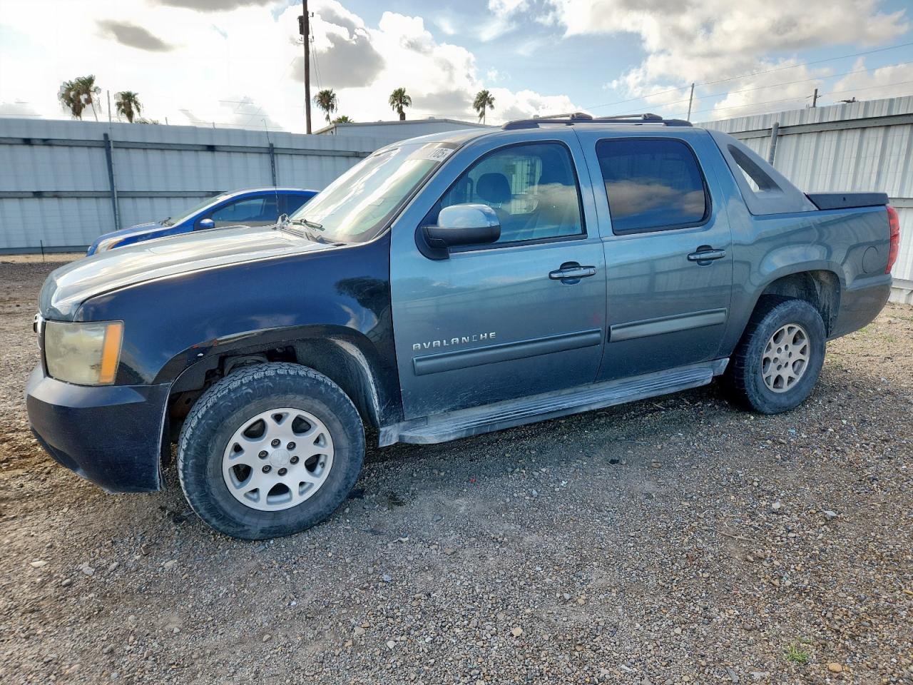 CHEVROLET AVALANCHE LS