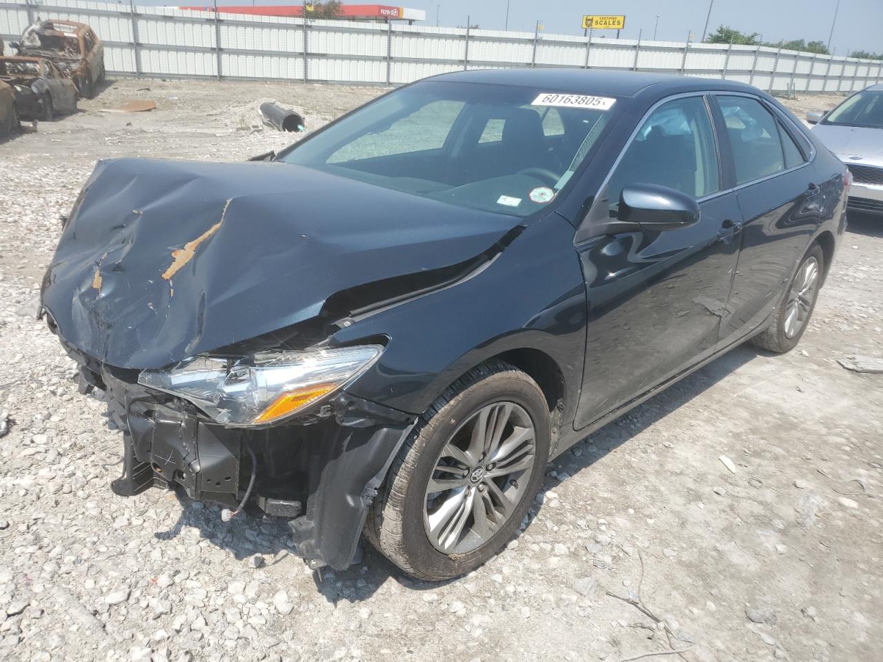 TOYOTA CAMRY LE