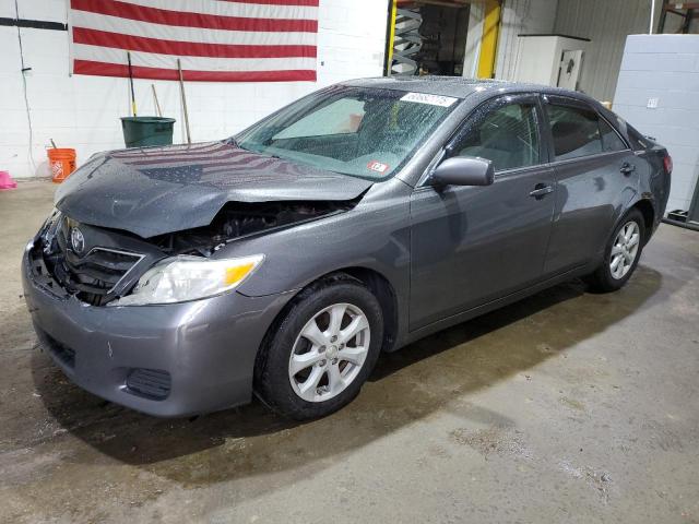TOYOTA CAMRY BASE