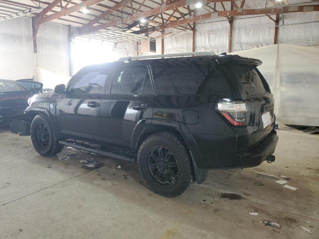 2018 TOYOTA 4RUNNER SR JTEZU5JR0J5186743