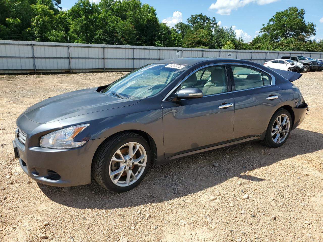 NISSAN MAXIMA S