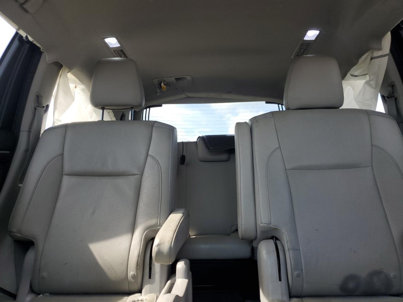 TOYOTA HIGHLANDER LIMITED