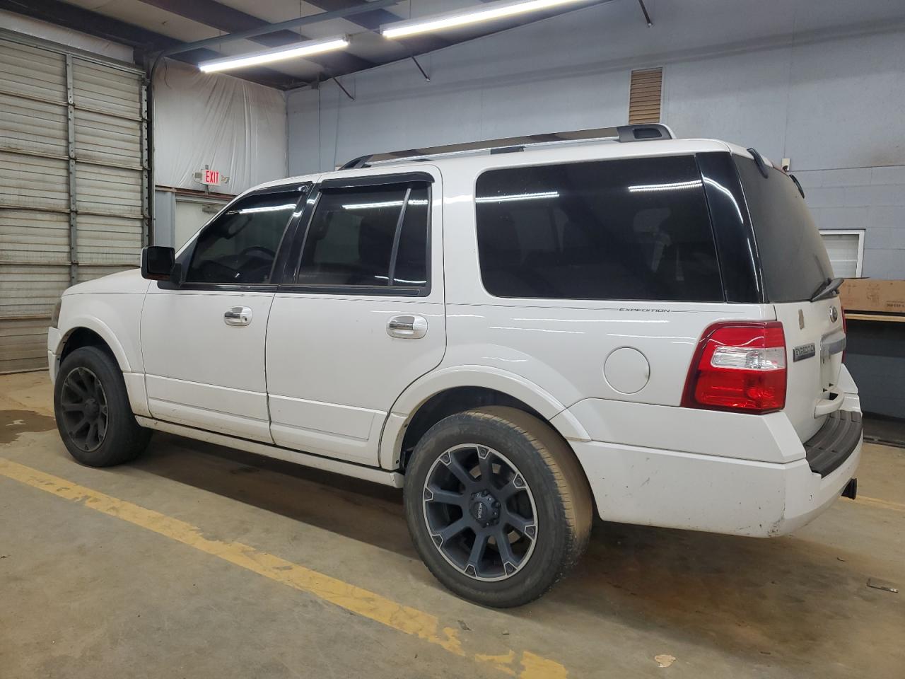 FORD EXPEDITION LIMITED