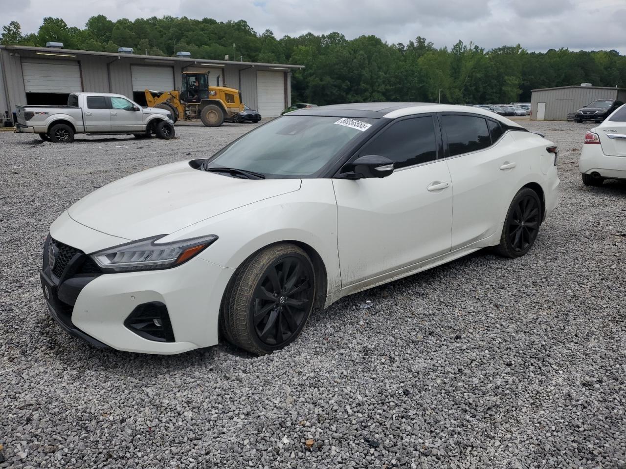 NISSAN MAXIMA SR