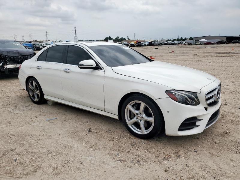 Vin: wddzf4kb1ha140260, lot: 53570055, mercedes-benz e-class 300 4matic 20174