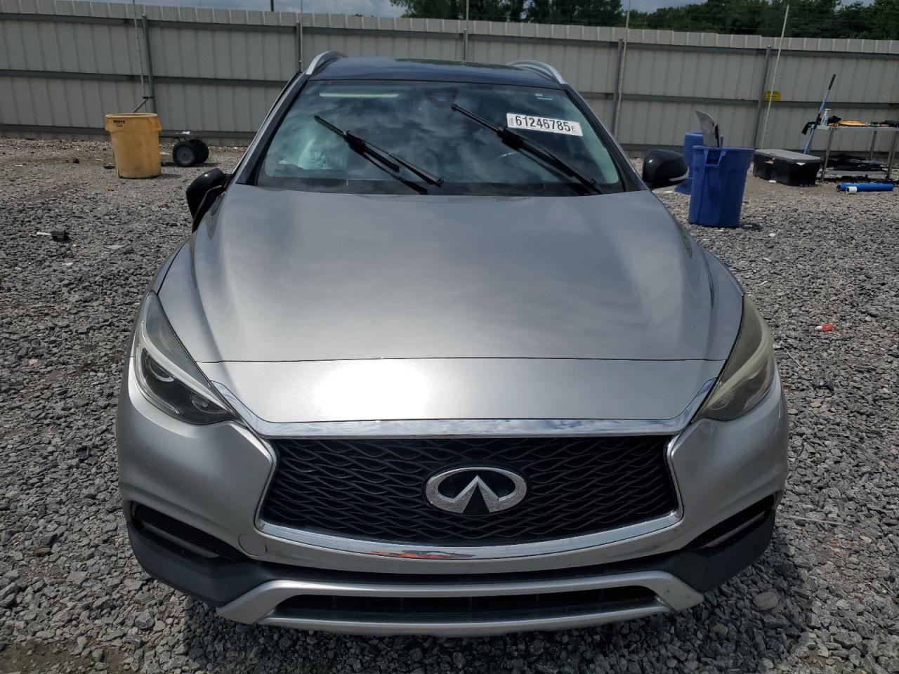 INFINITI QX30 BASE