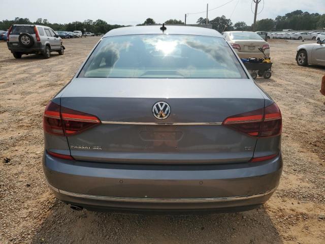 2017 VOLKSWAGEN PASSAT SEL 1VWCT7A35HC055833