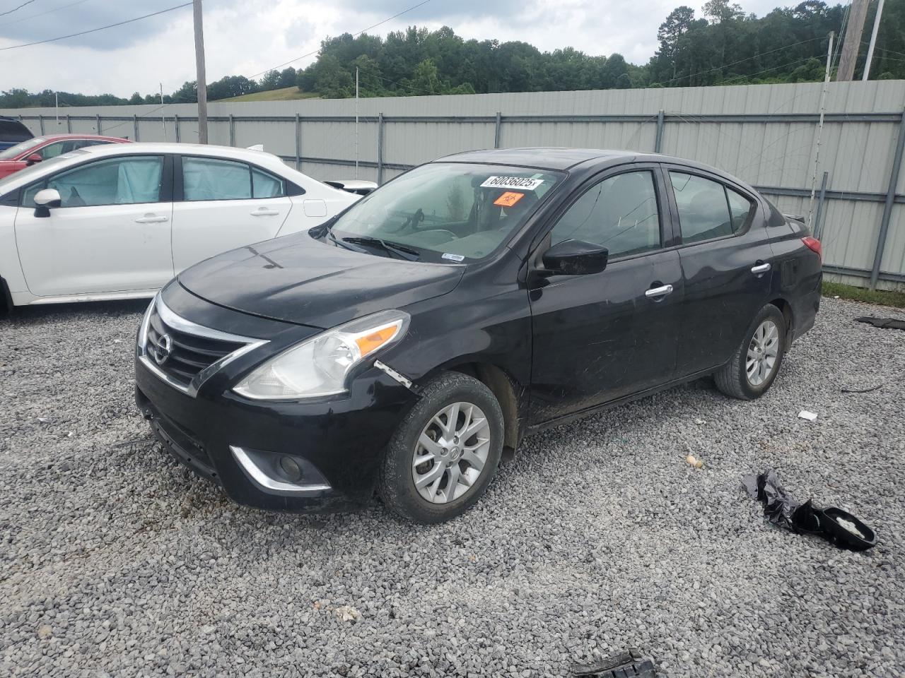 NISSAN VERSA S