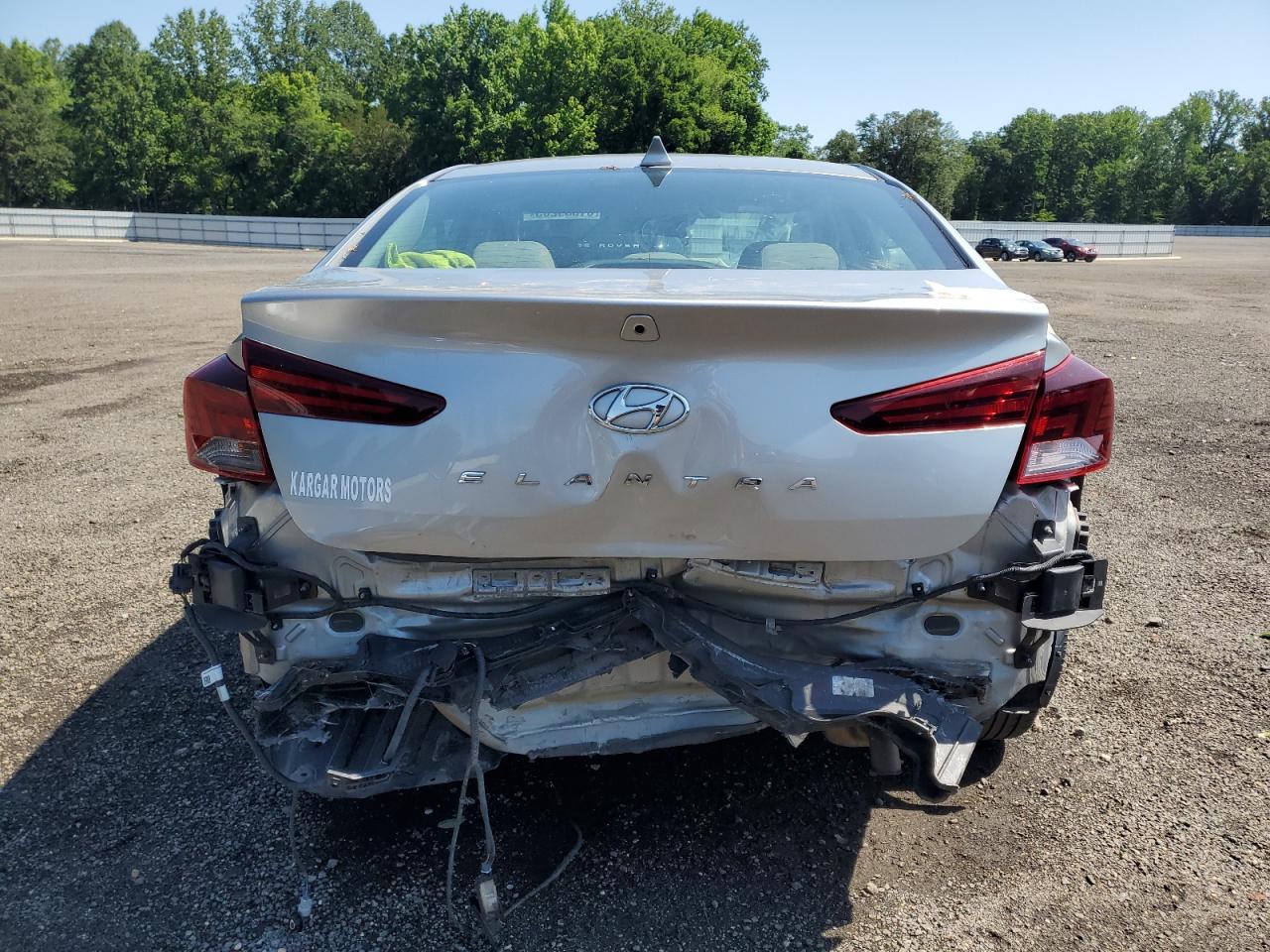 Hyundai Elantra se 2020
