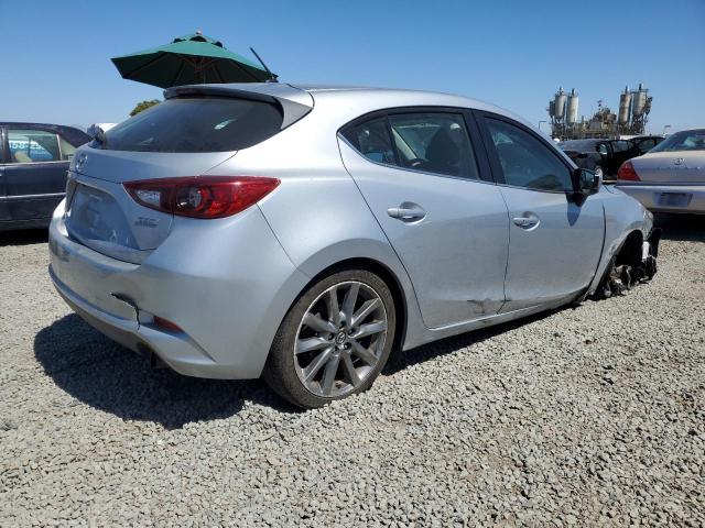 Vin: 3mzbn1l39jm187725, lot: 62770055, mazda 3 touring 20183