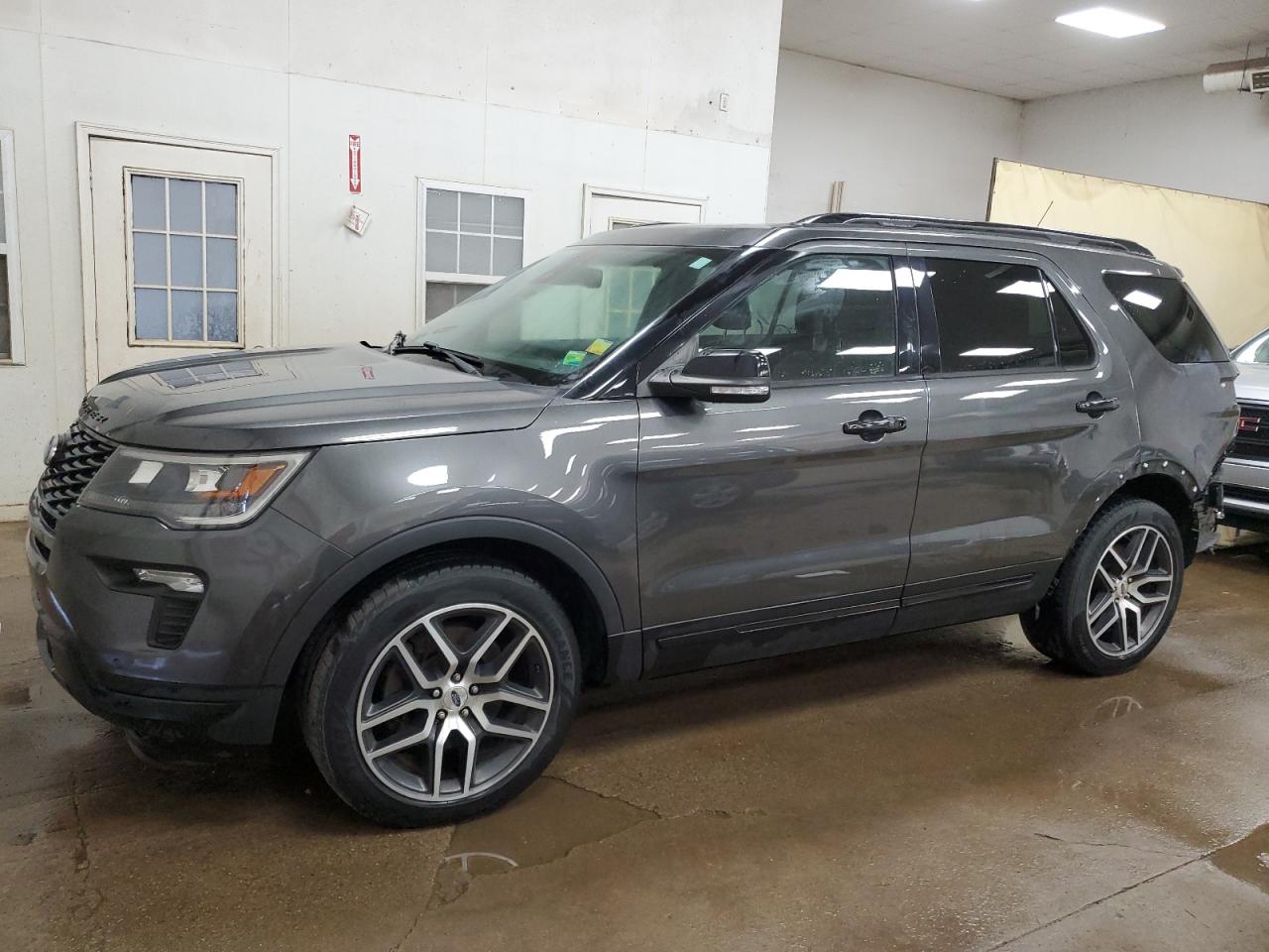FORD EXPLORER 2018