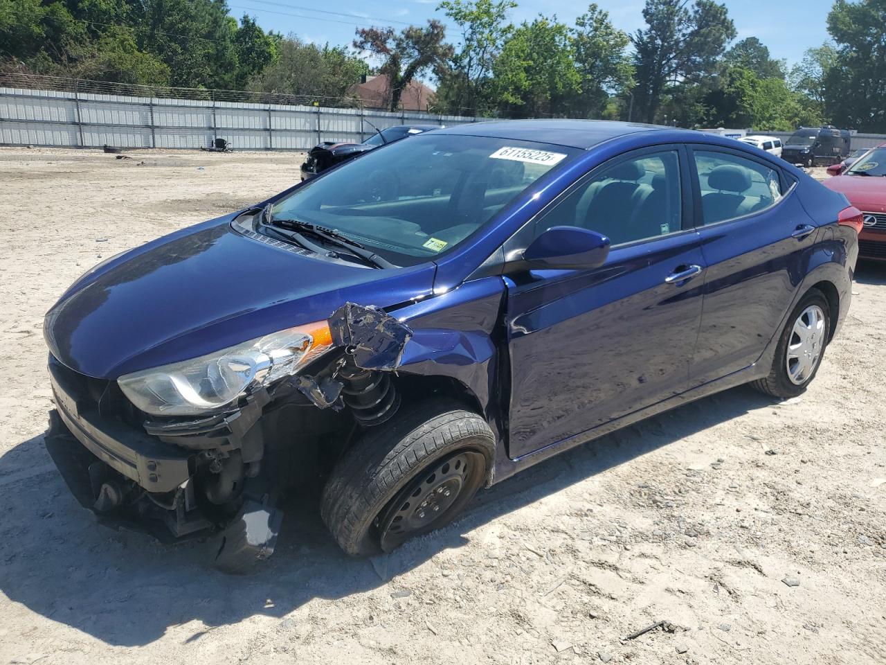 Hyundai Elantra gl 2012
