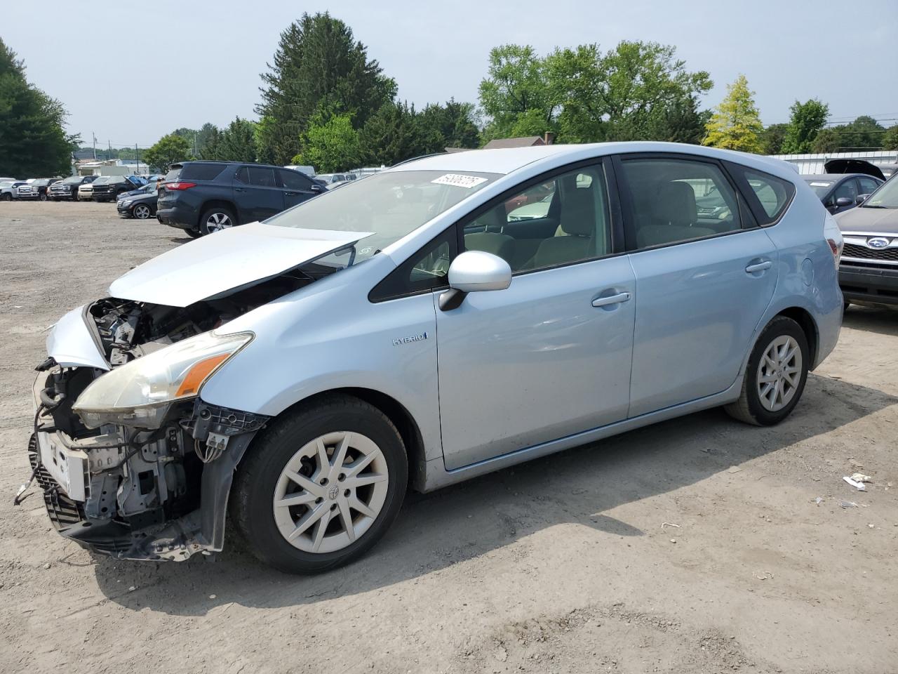 TOYOTA PRIUS V