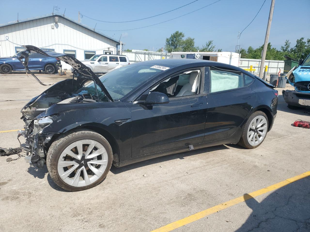 Lot #3290215238 2023 TESLA MODEL 3