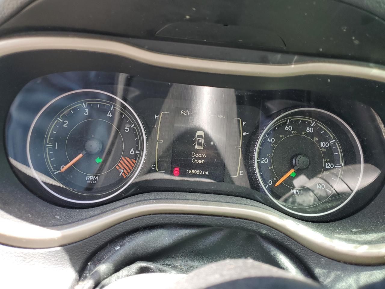 JEEP GRAND CHEROKEE LATITUDE