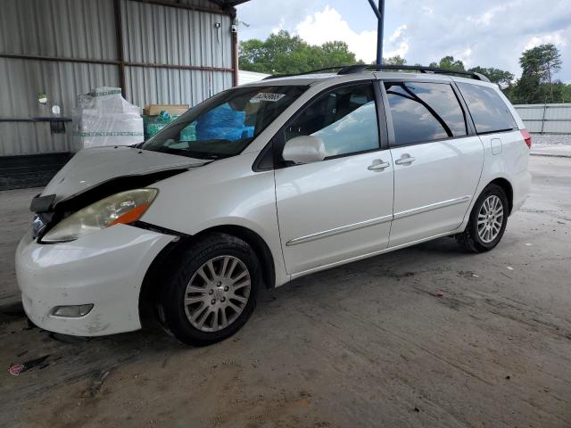 TOYOTA SIENNA XLE