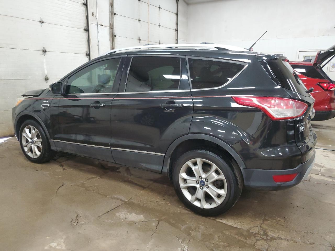FORD ESCAPE TITANIUM