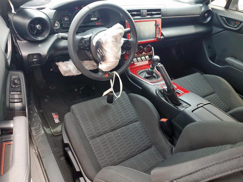 2024 TOYOTA GR 86 JF1ZNBB11R9755179