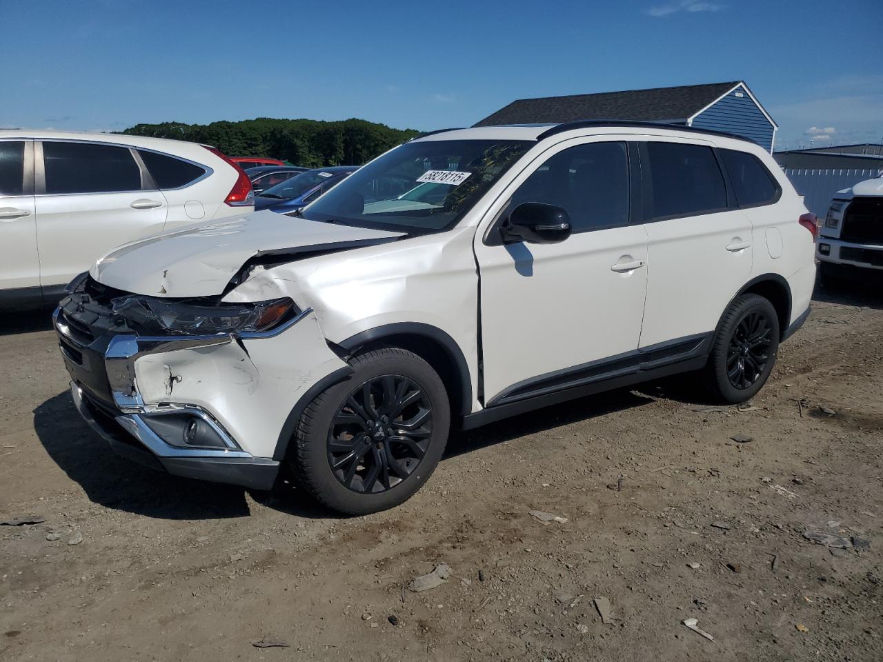 MITSUBISHI OUTLANDER SE