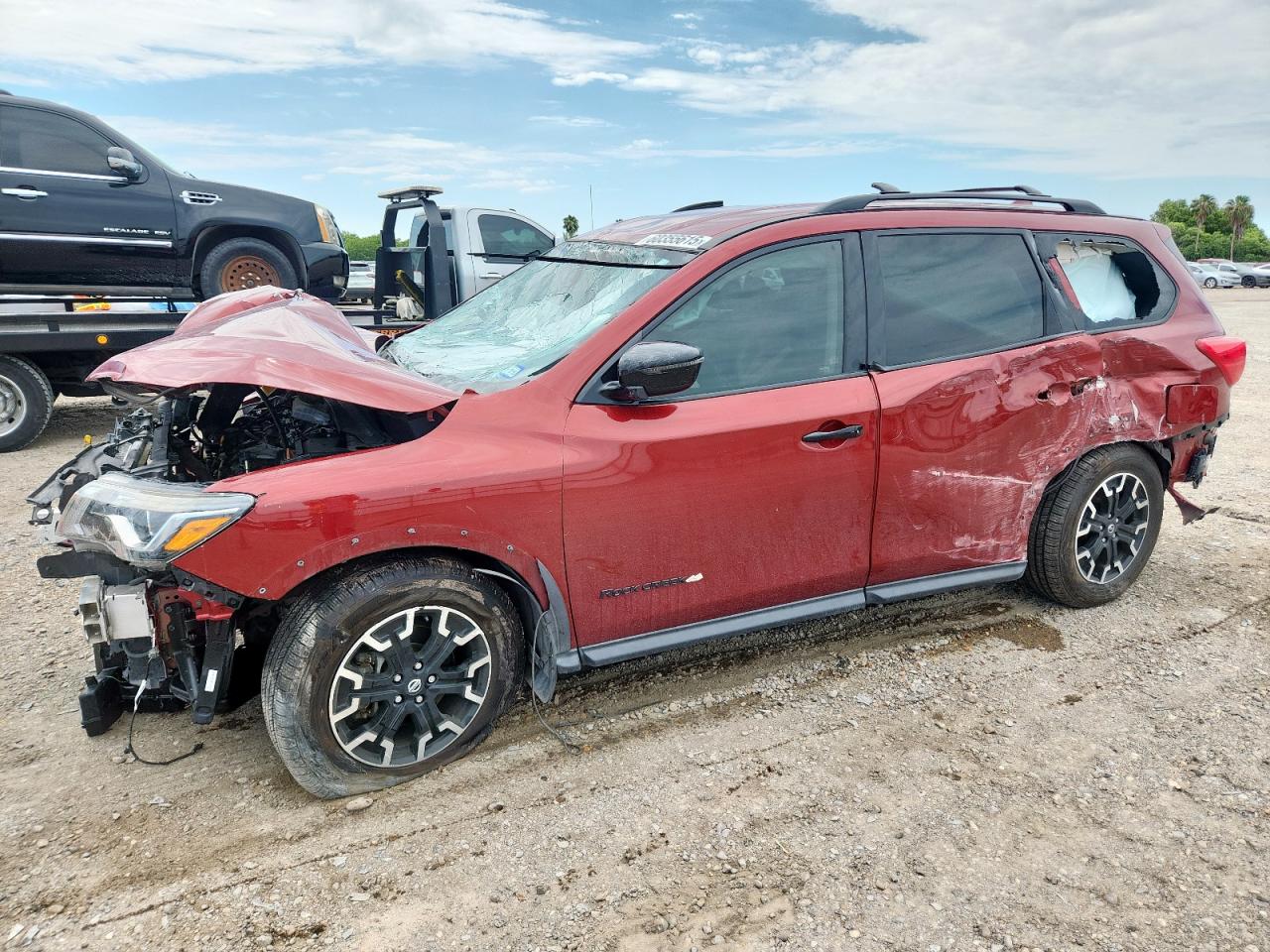 NISSAN PATHFINDER SV