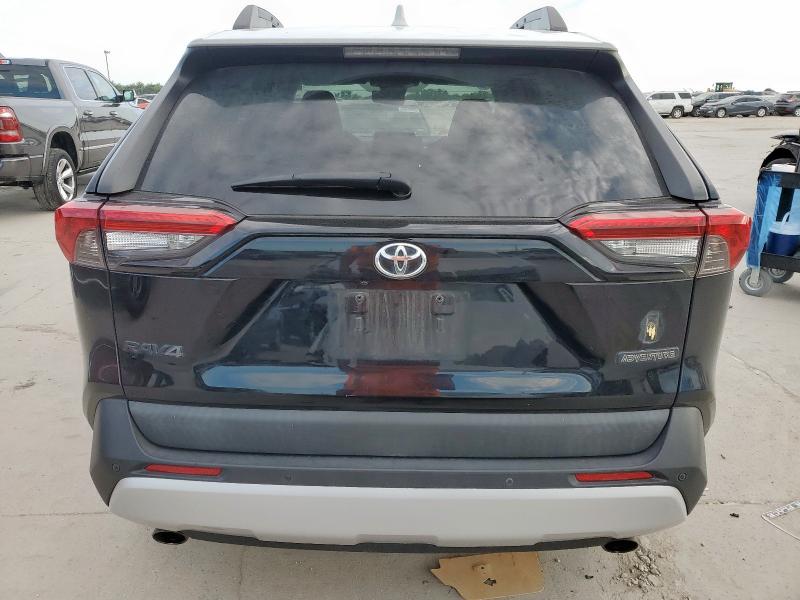 2019 TOYOTA RAV4 ADVEN 2T3J1RFV0KW039985