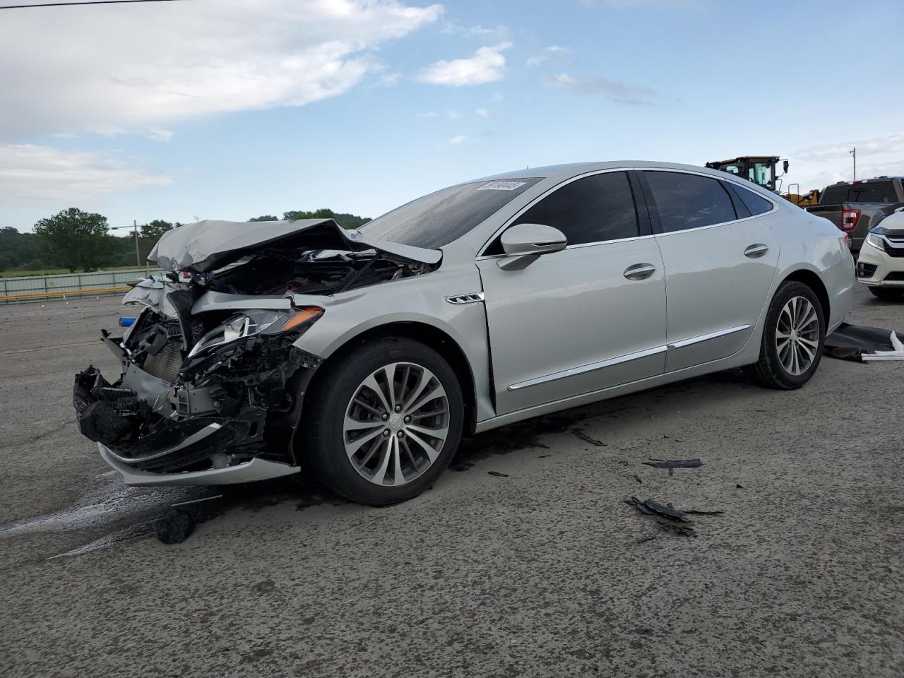 BUICK LACROSSE ESSENCE