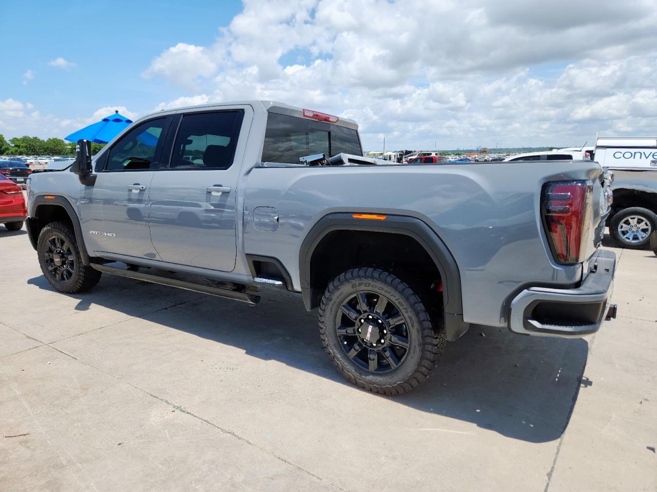 GMC SIERRA K2500 AT4