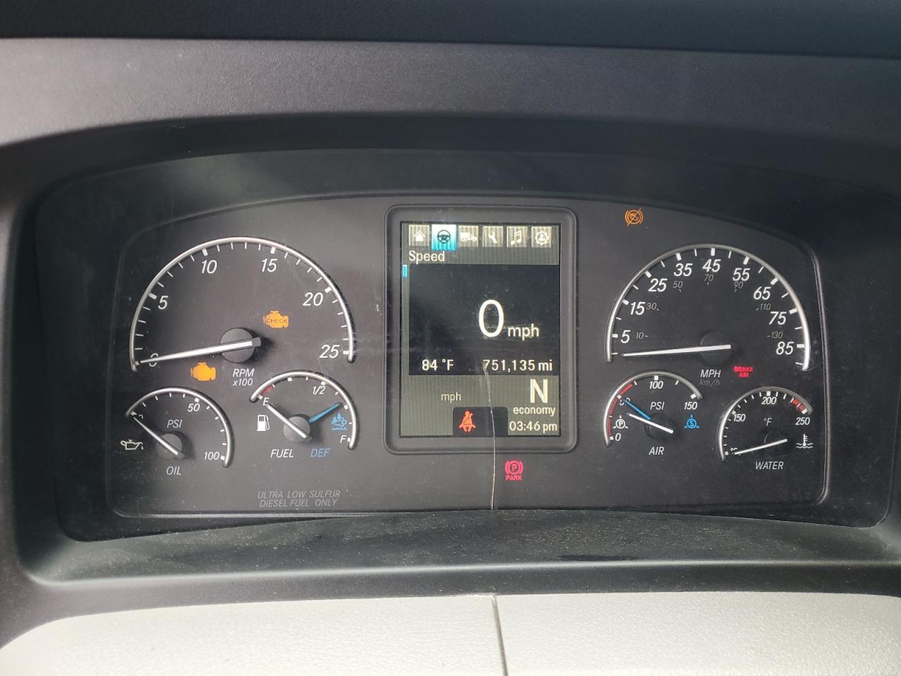 Lot #3291764230 2020 FREIGHTLINER CASCADIA 126