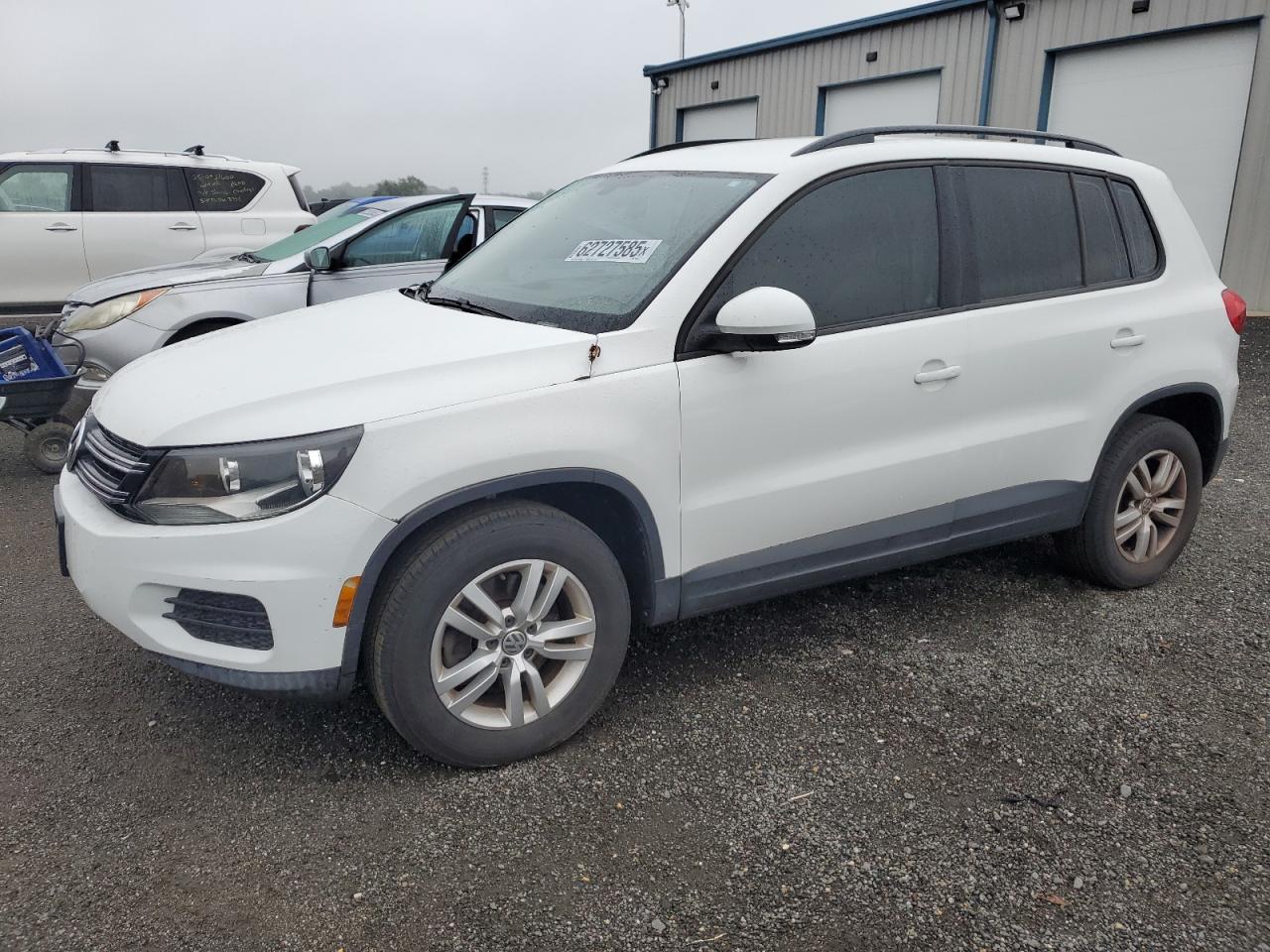 VOLKSWAGEN TIGUAN S
