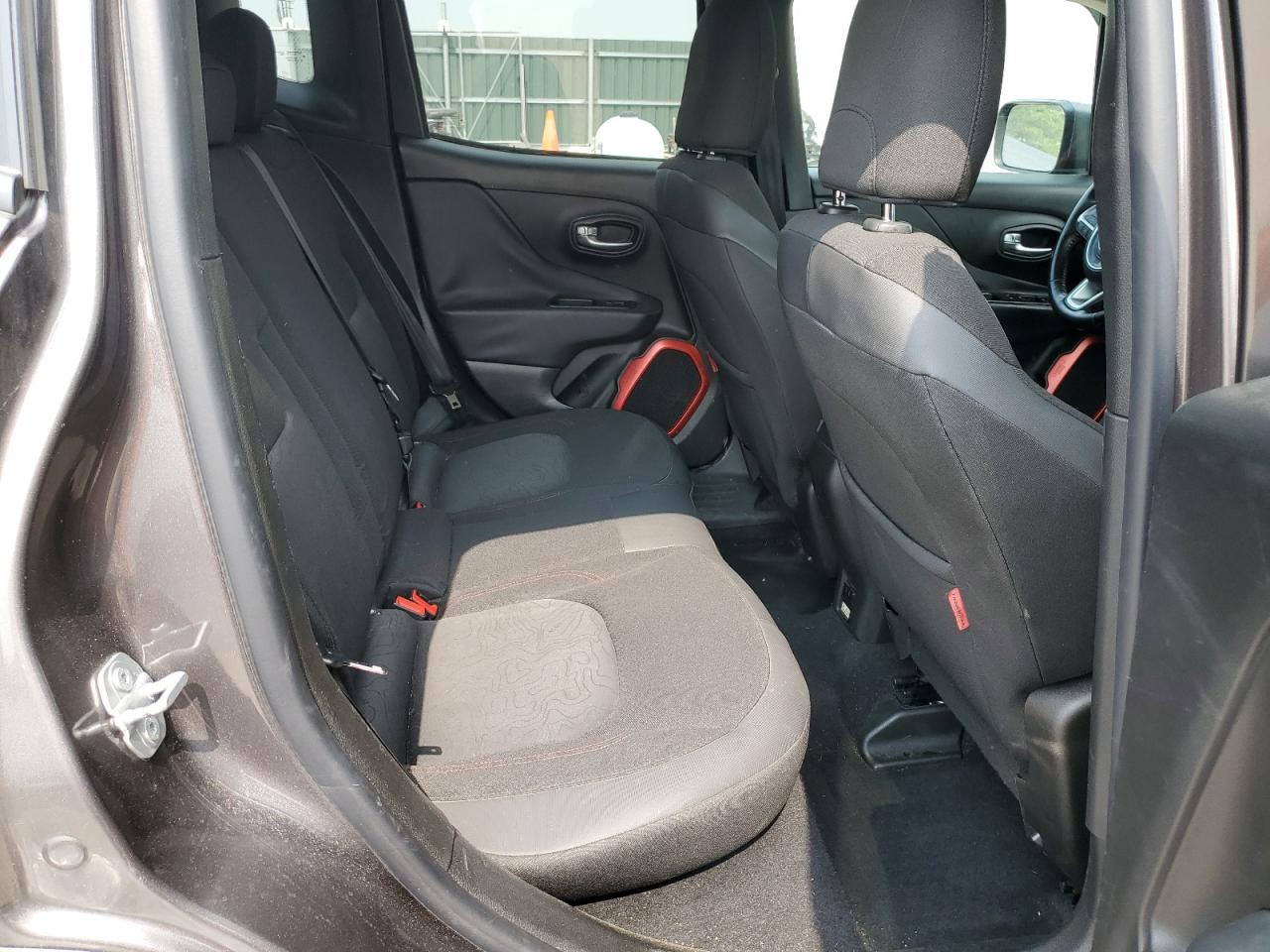 JEEP RENEGADE TRAILHAWK